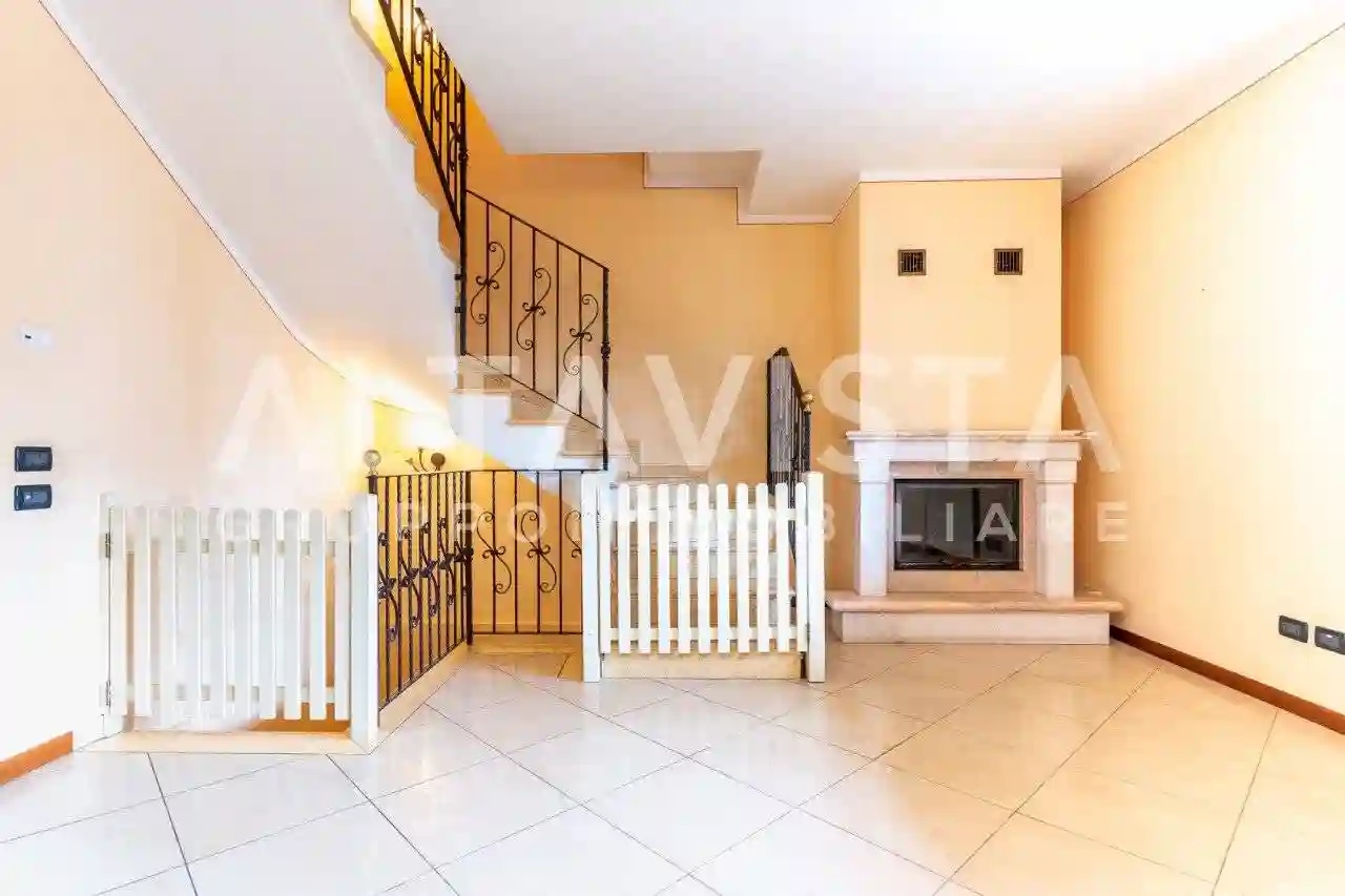 Villetta a schiera - foto 2