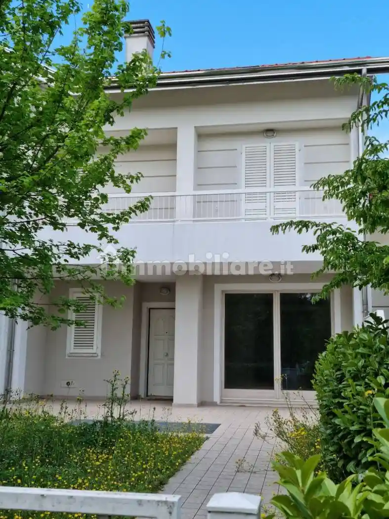 Casa indipendente in vendita a Cervia