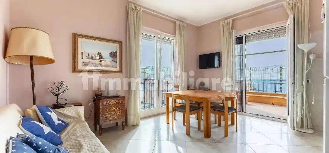 Appartamento in vendita a Ladispoli