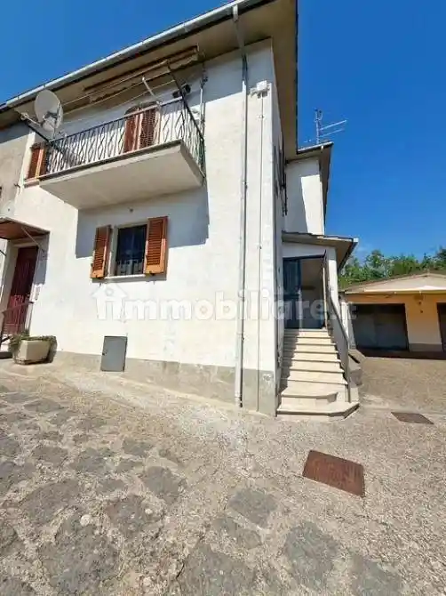 Casa indipendente in vendita a Montefiascone