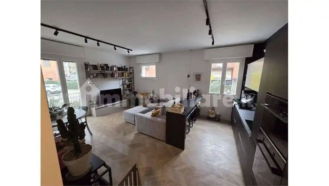 Appartamento in vendita a Casalecchio di Reno