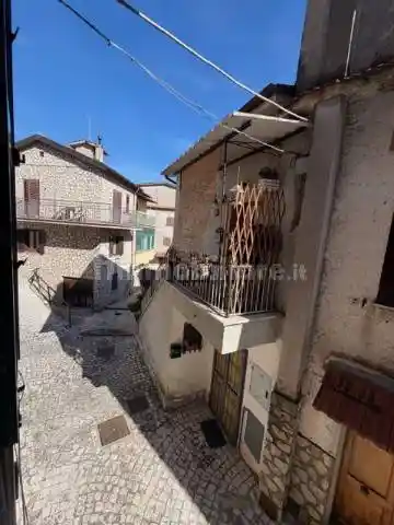 Appartamento in vendita a Licenza