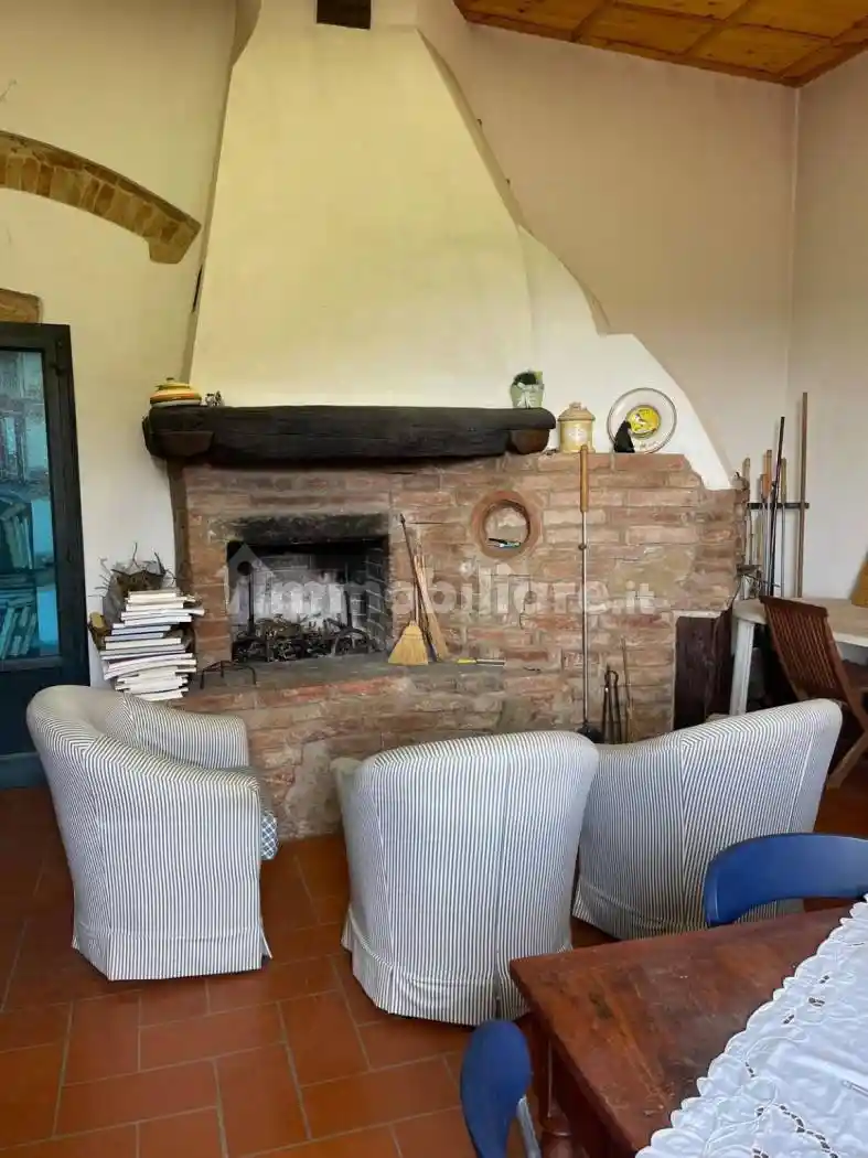 Appartamento in vendita a Terricciola