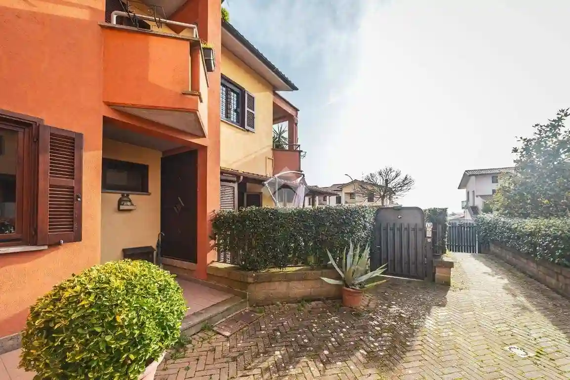 Villetta a schiera - foto 2