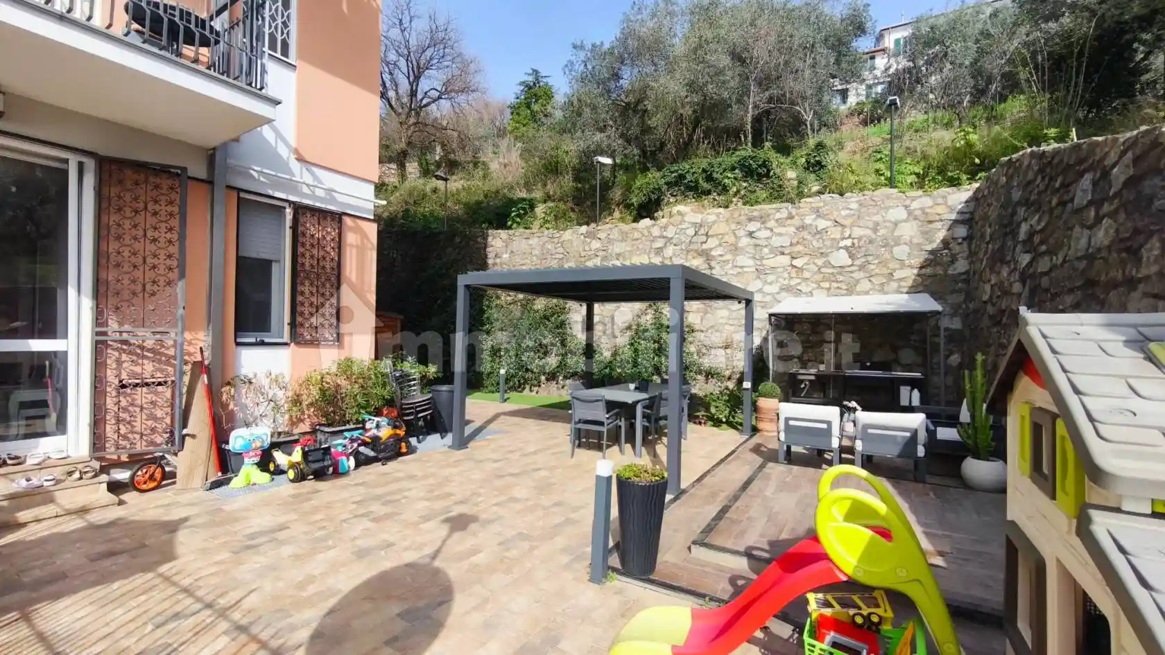 Appartamento in vendita a Genova