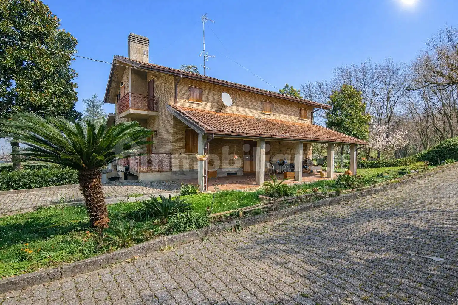 Villa in vendita a Pesaro