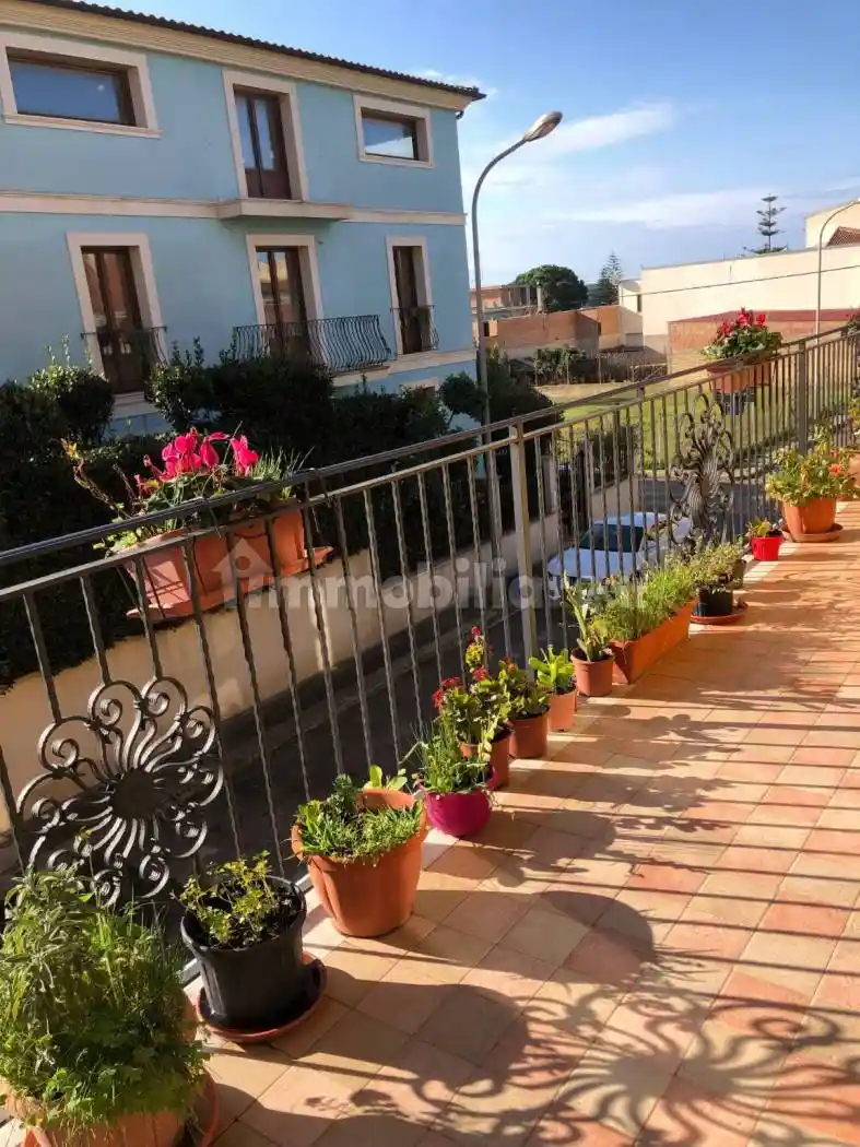 Palazzo - Edificio in vendita a Acate