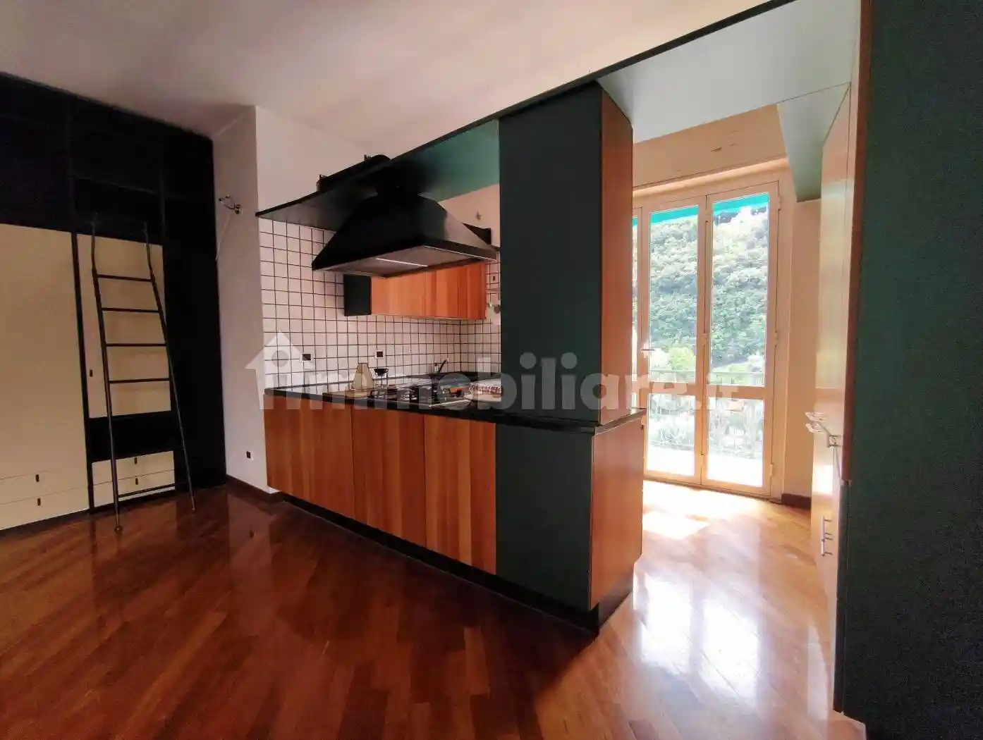 Appartamento in vendita a Finale Ligure