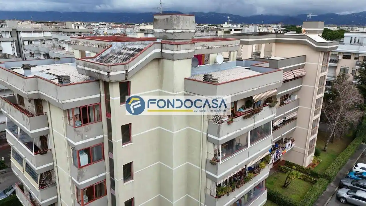 Appartamento in vendita a Viareggio