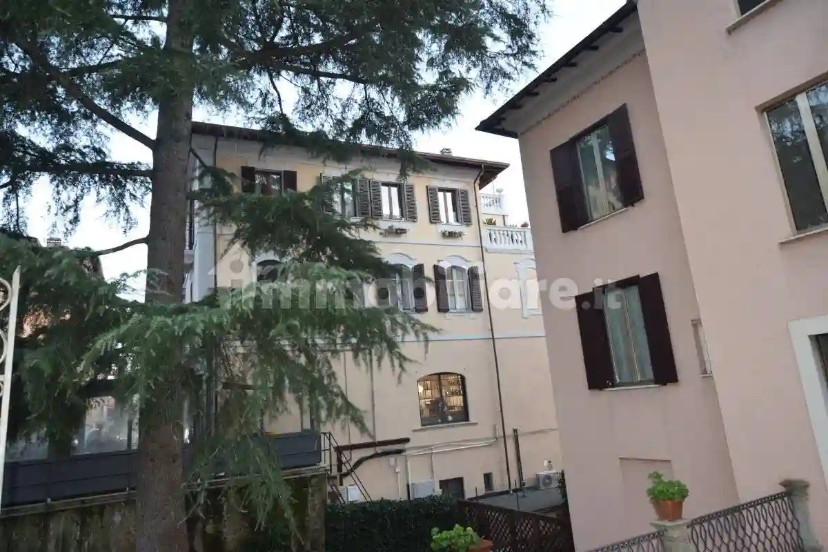 Palazzo - Edificio - foto 2