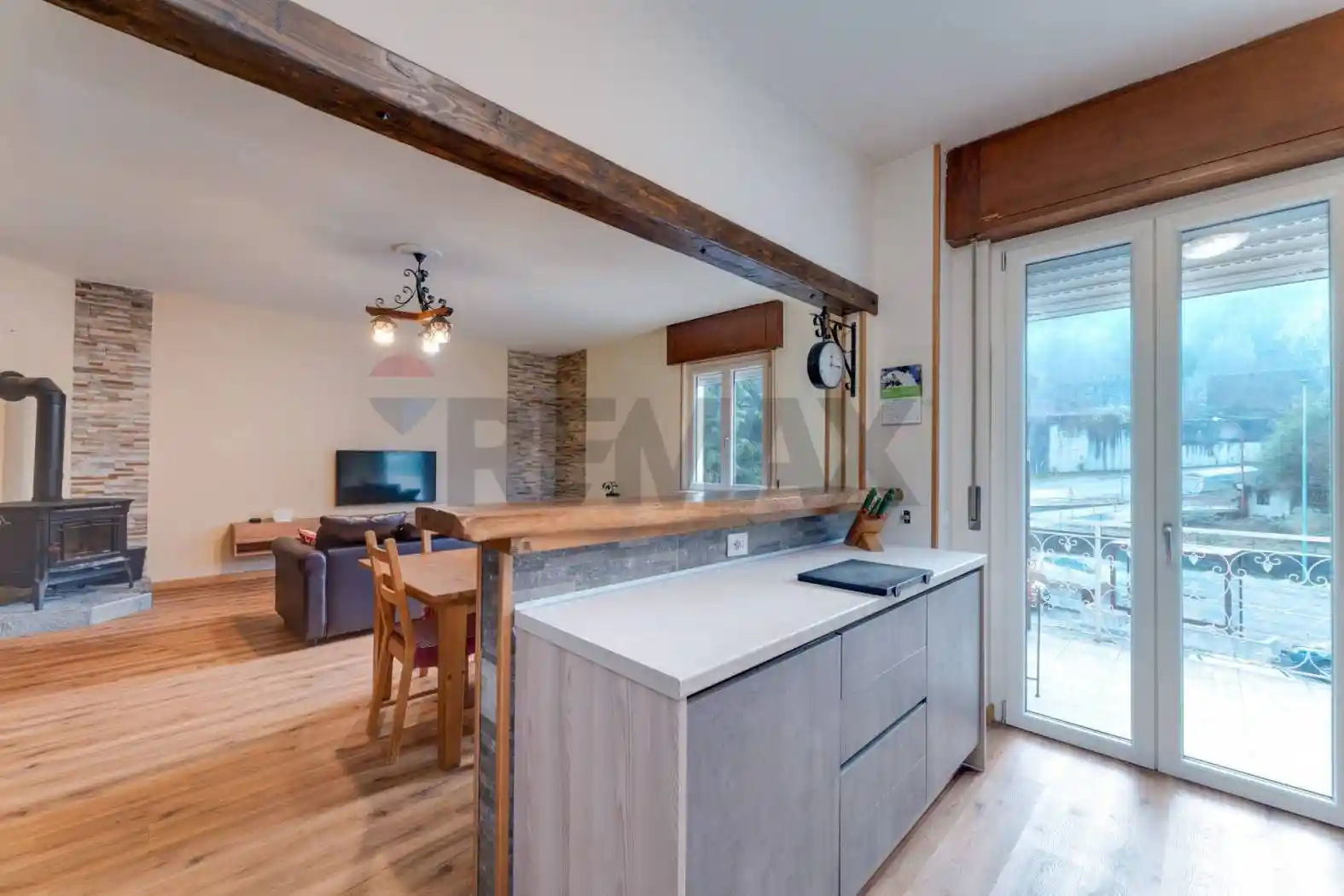 Appartamento in vendita a Strozza