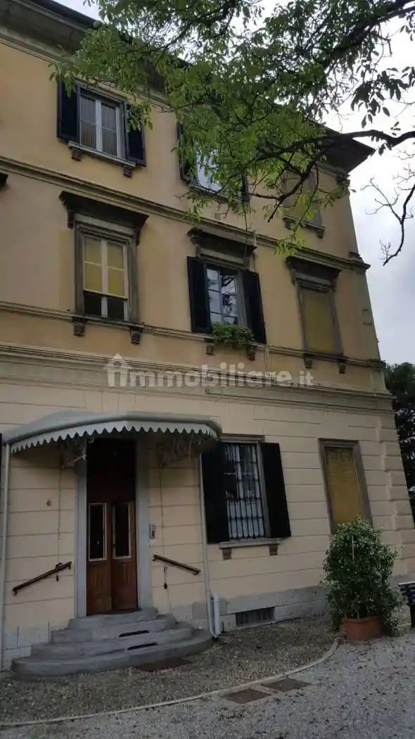 Appartamento in affitto a Como