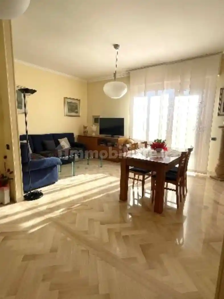 Appartamento in vendita a Pesaro