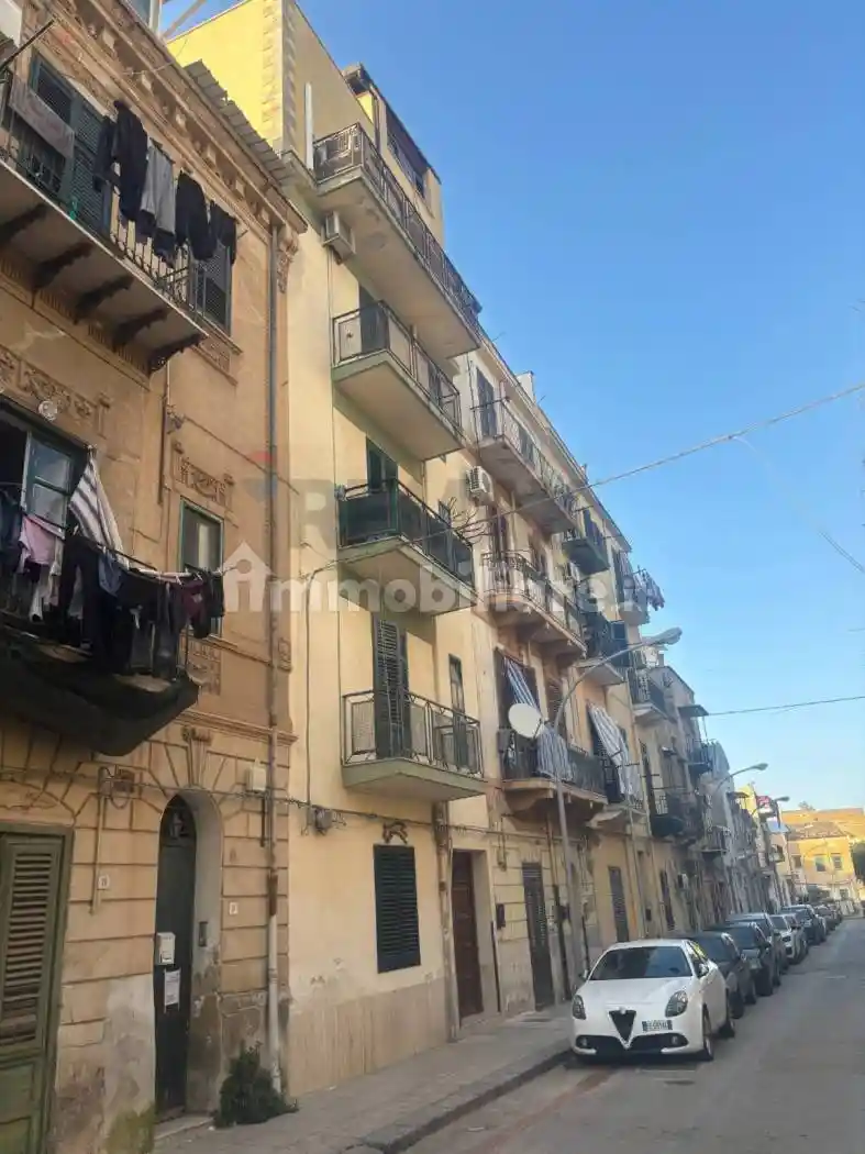Appartamento in vendita a Palermo