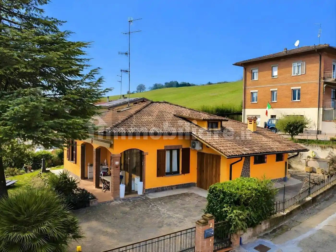 Casa indipendente in vendita a Vezzano sul Crostolo