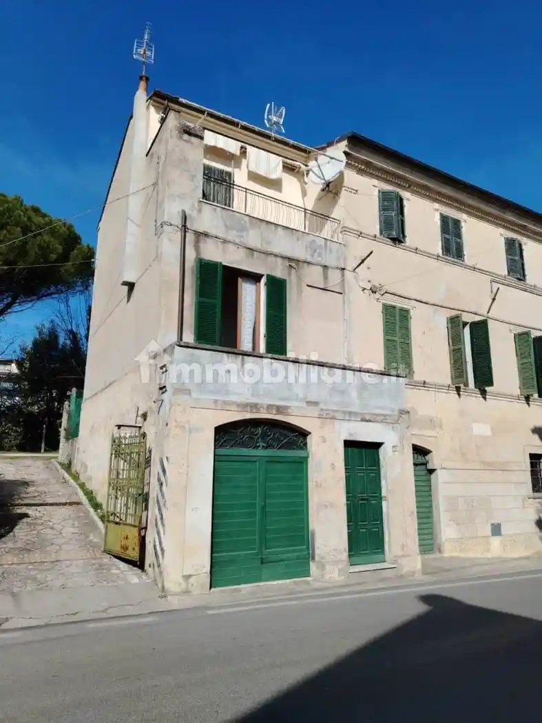 Appartamento in vendita a San Costanzo