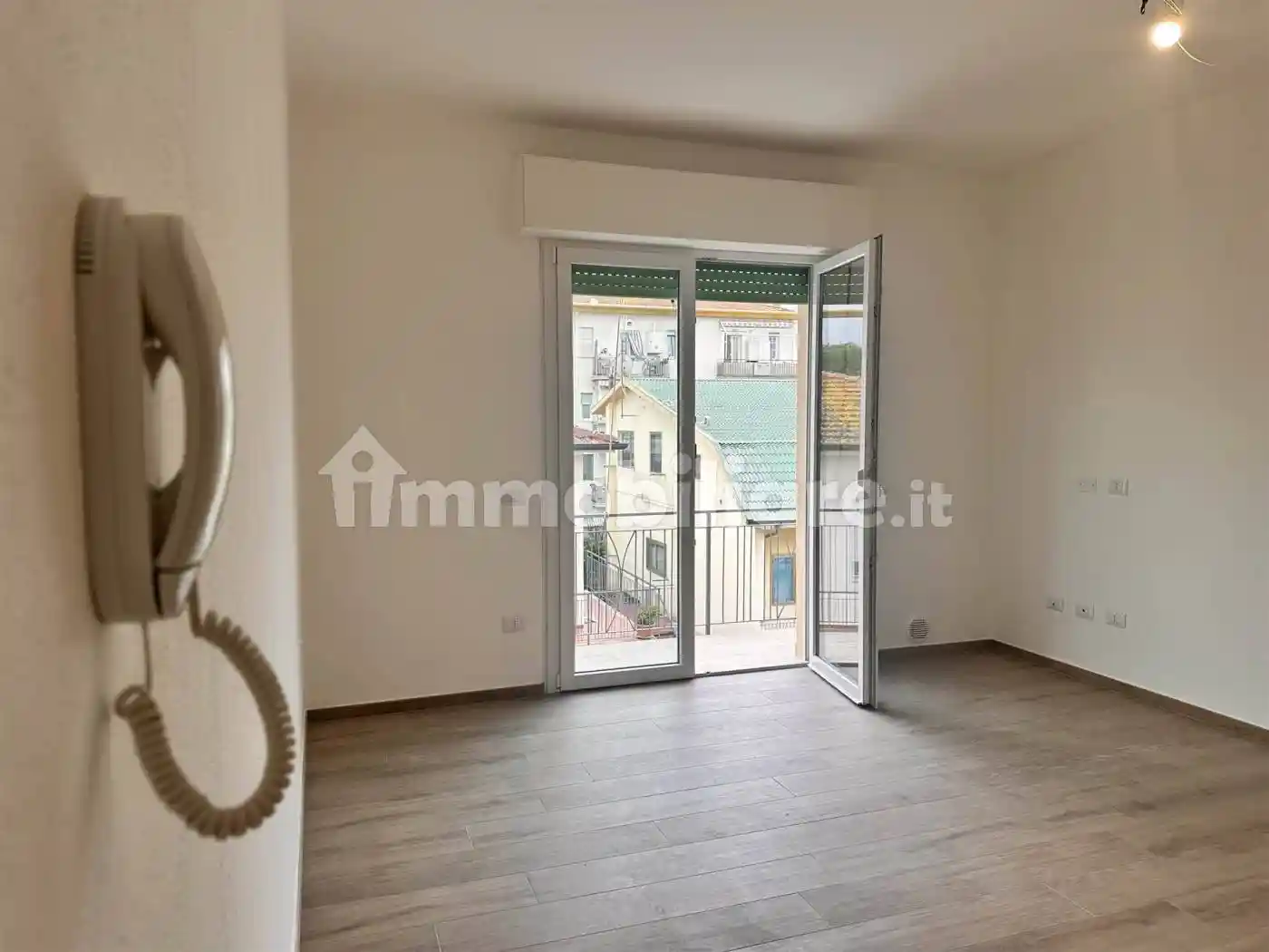 Appartamento in vendita a Cecina