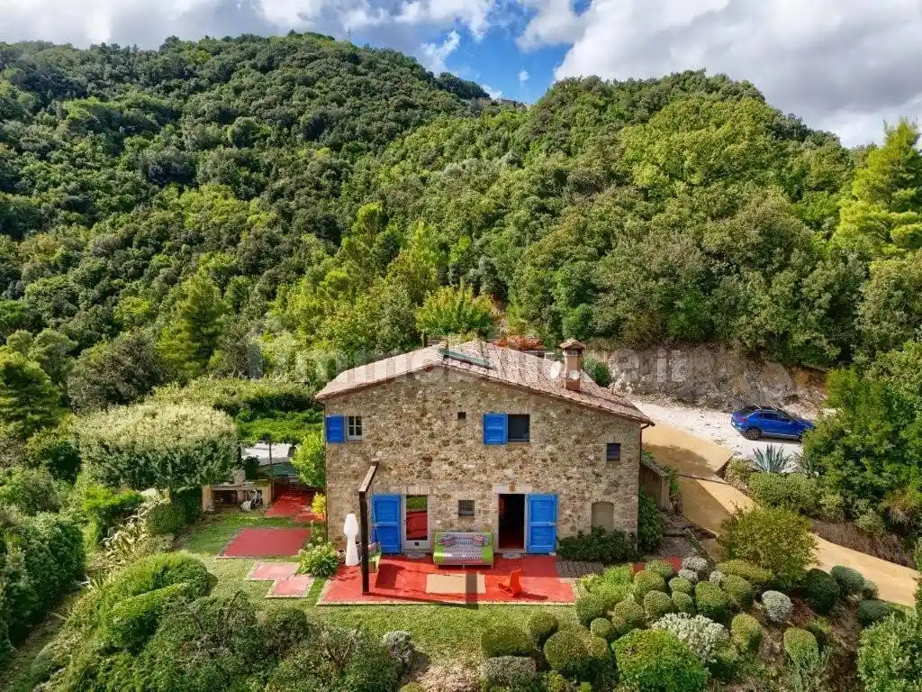 Rustico - Casale in vendita a Montecatini Val di Cecina