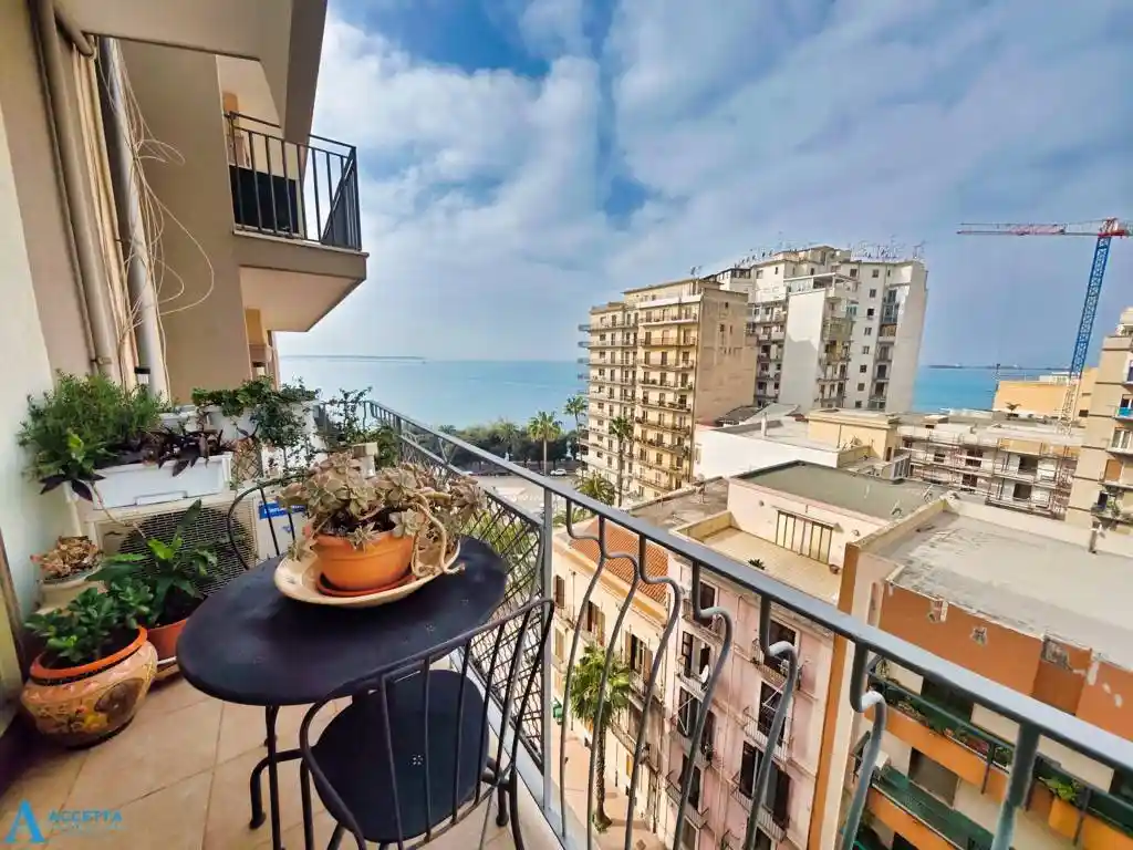 Appartamento in vendita a Taranto