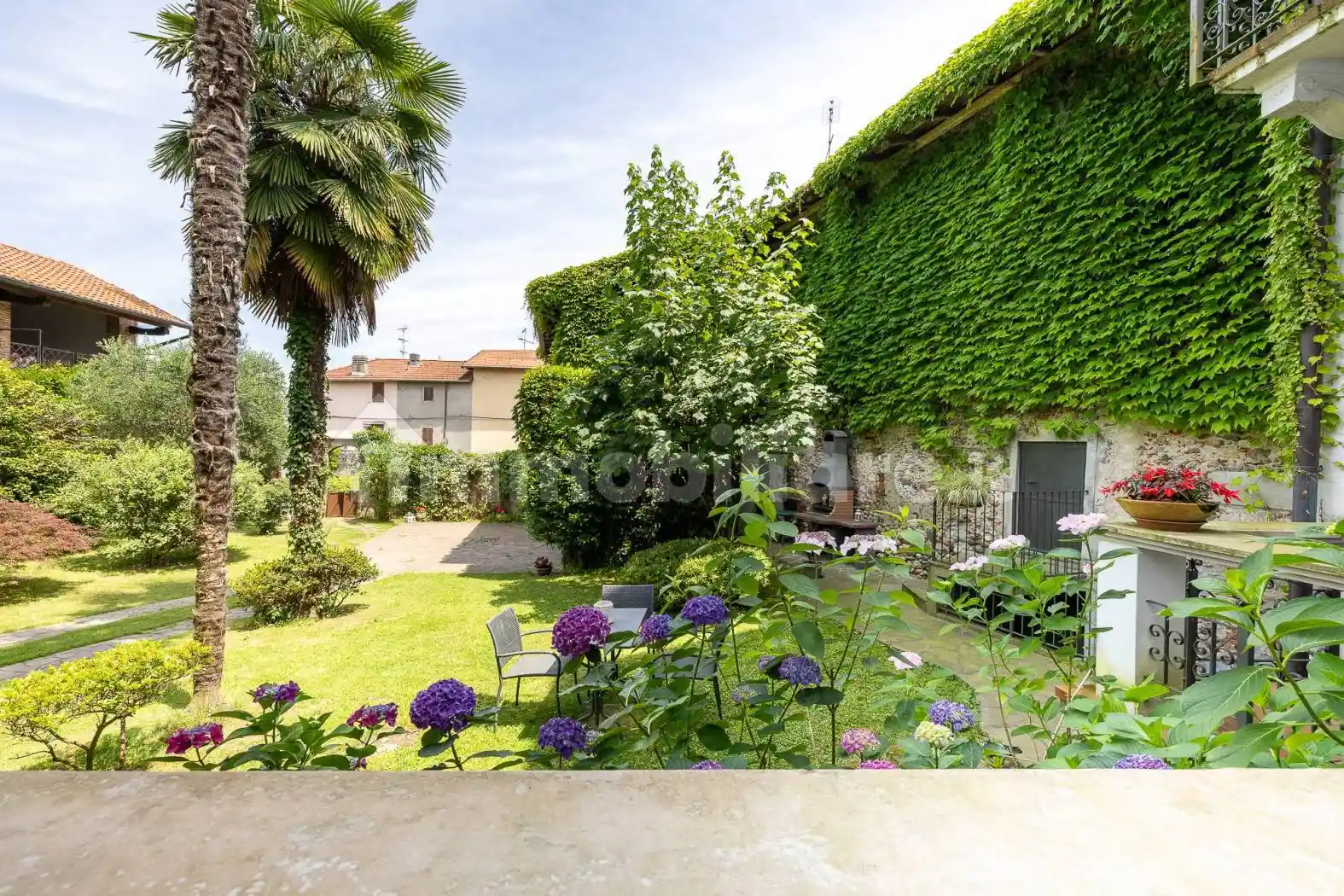Palazzo - Edificio in vendita a Borgo Ticino