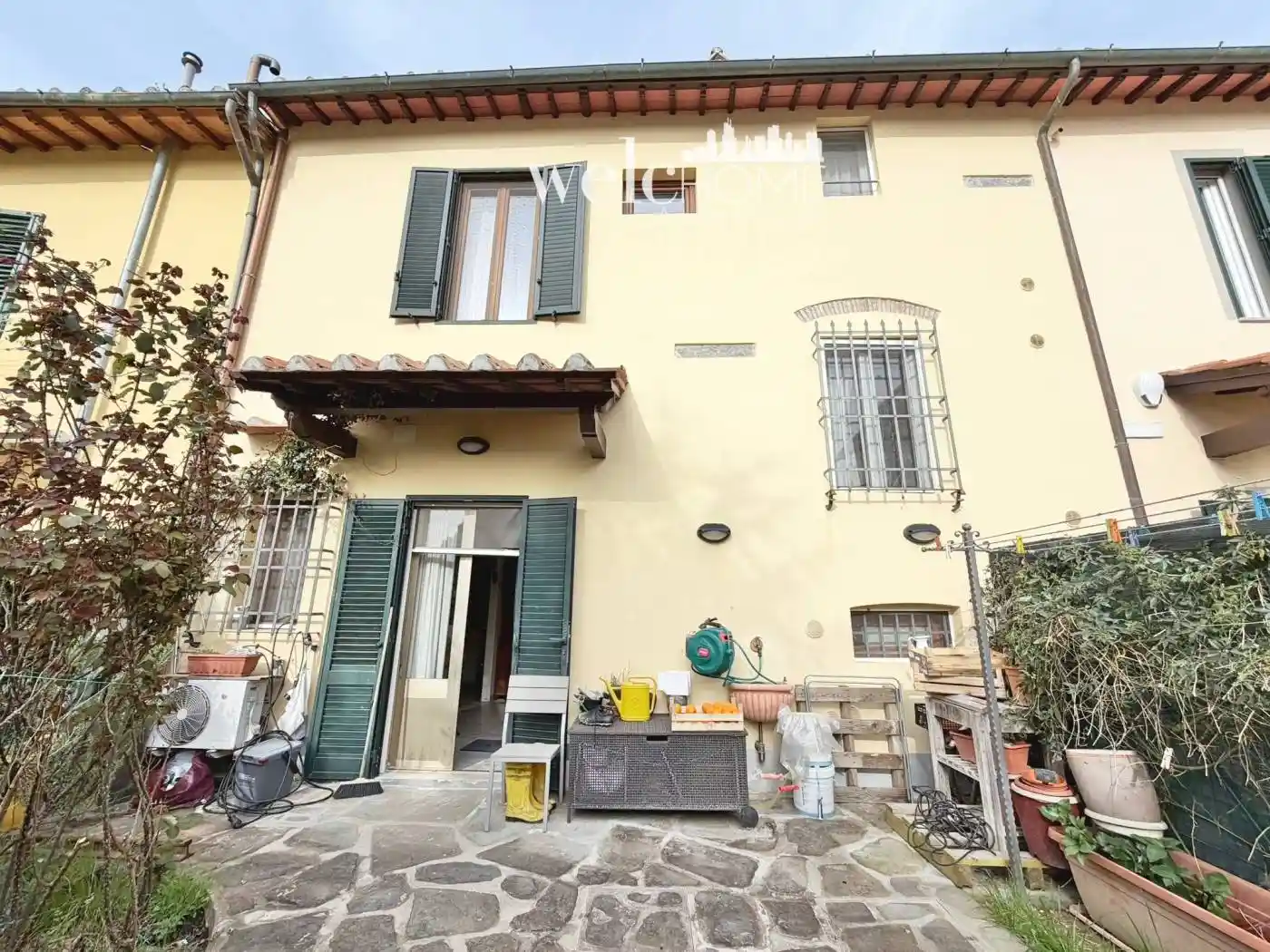 Casa indipendente in vendita a Campi Bisenzio