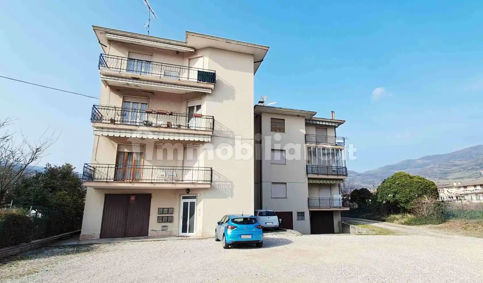 Appartamento in vendita a Montecchia di Crosara