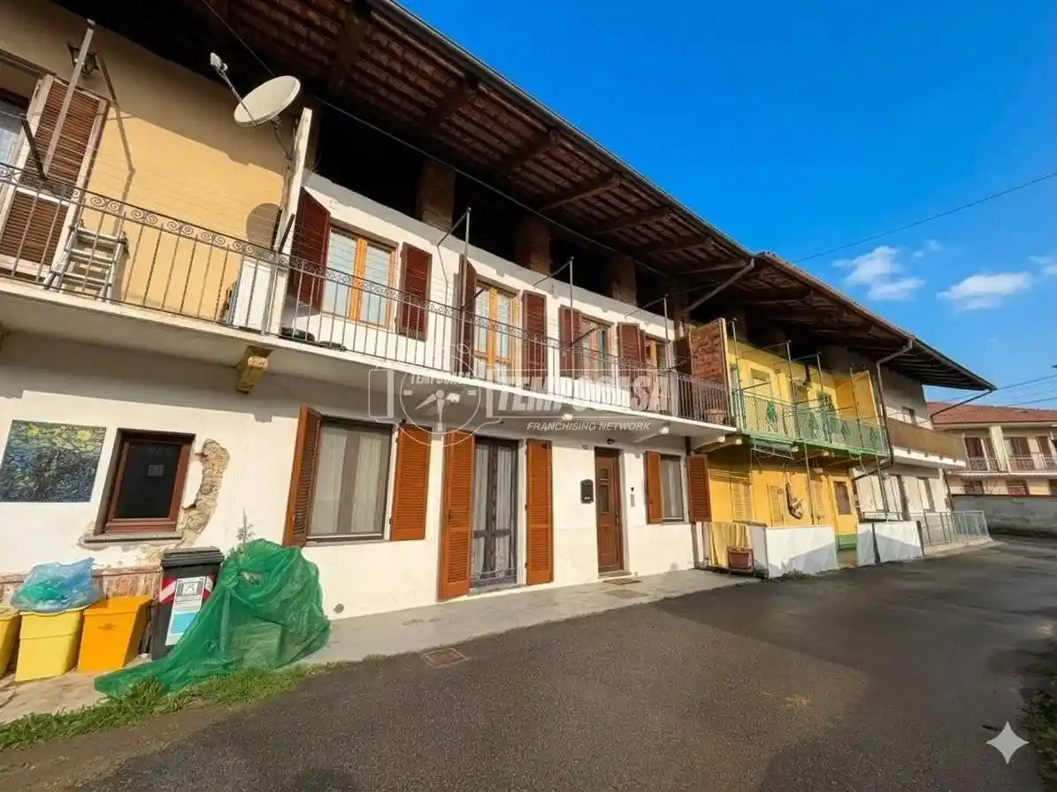 Casa indipendente in vendita a Vauda Canavese