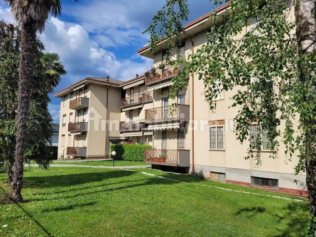 Appartamento in vendita a Villa Guardia