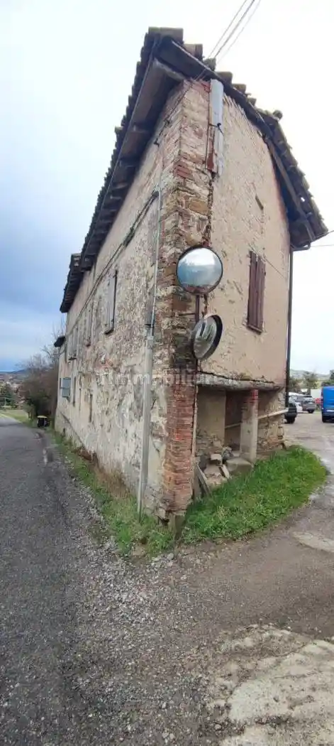 Rustico - Casale in vendita a Alta Val Tidone