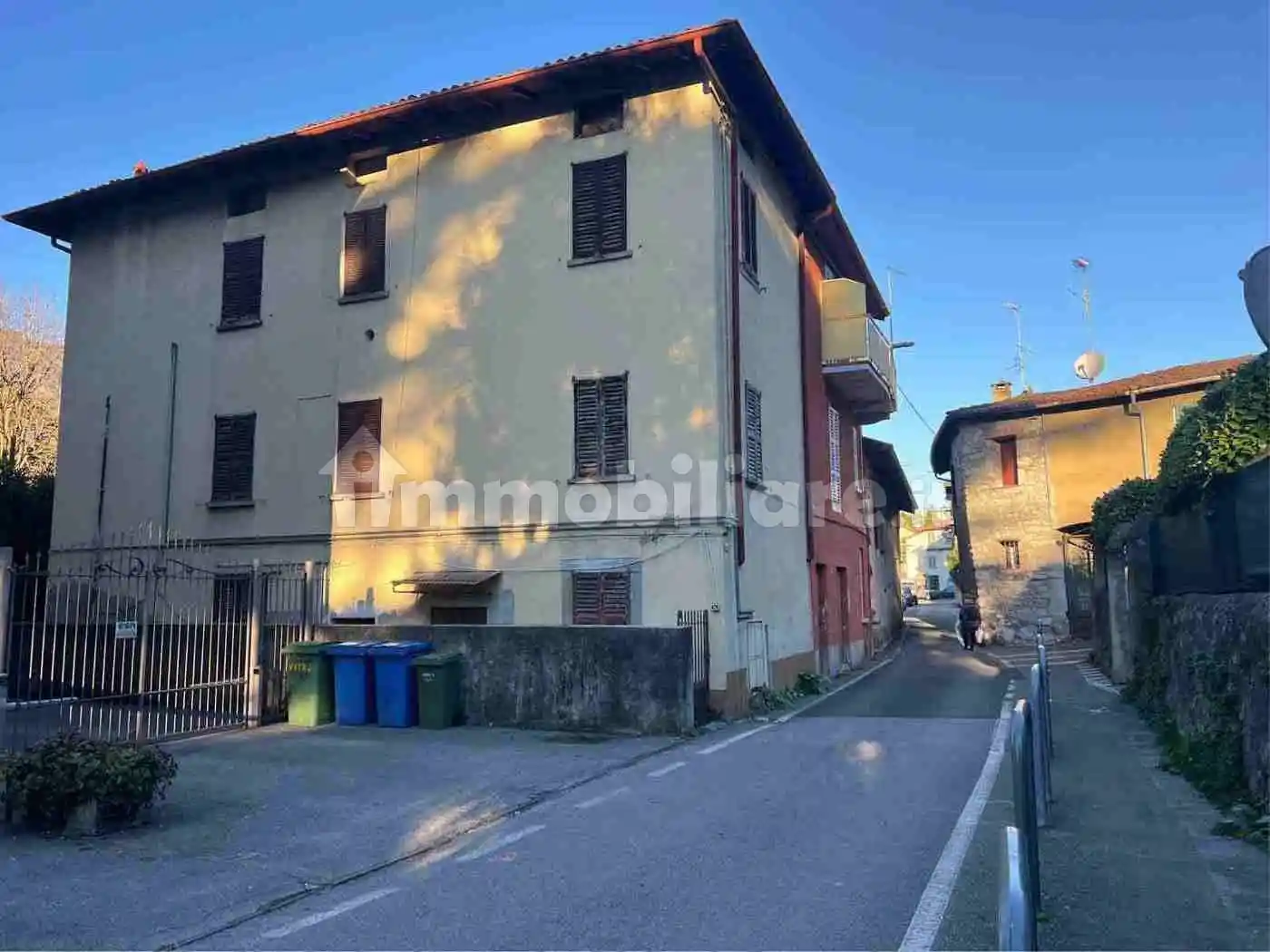 Casa indipendente in vendita a Lecco