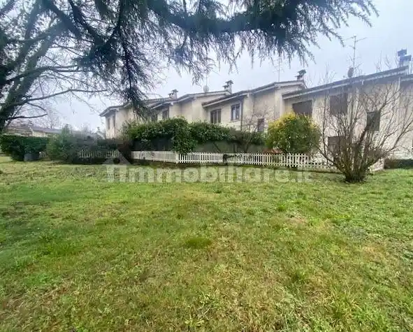 Villetta a schiera in vendita a Fino Mornasco