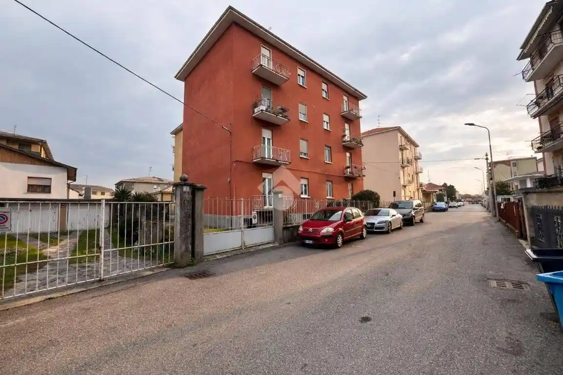 Appartamento in vendita a Cameri