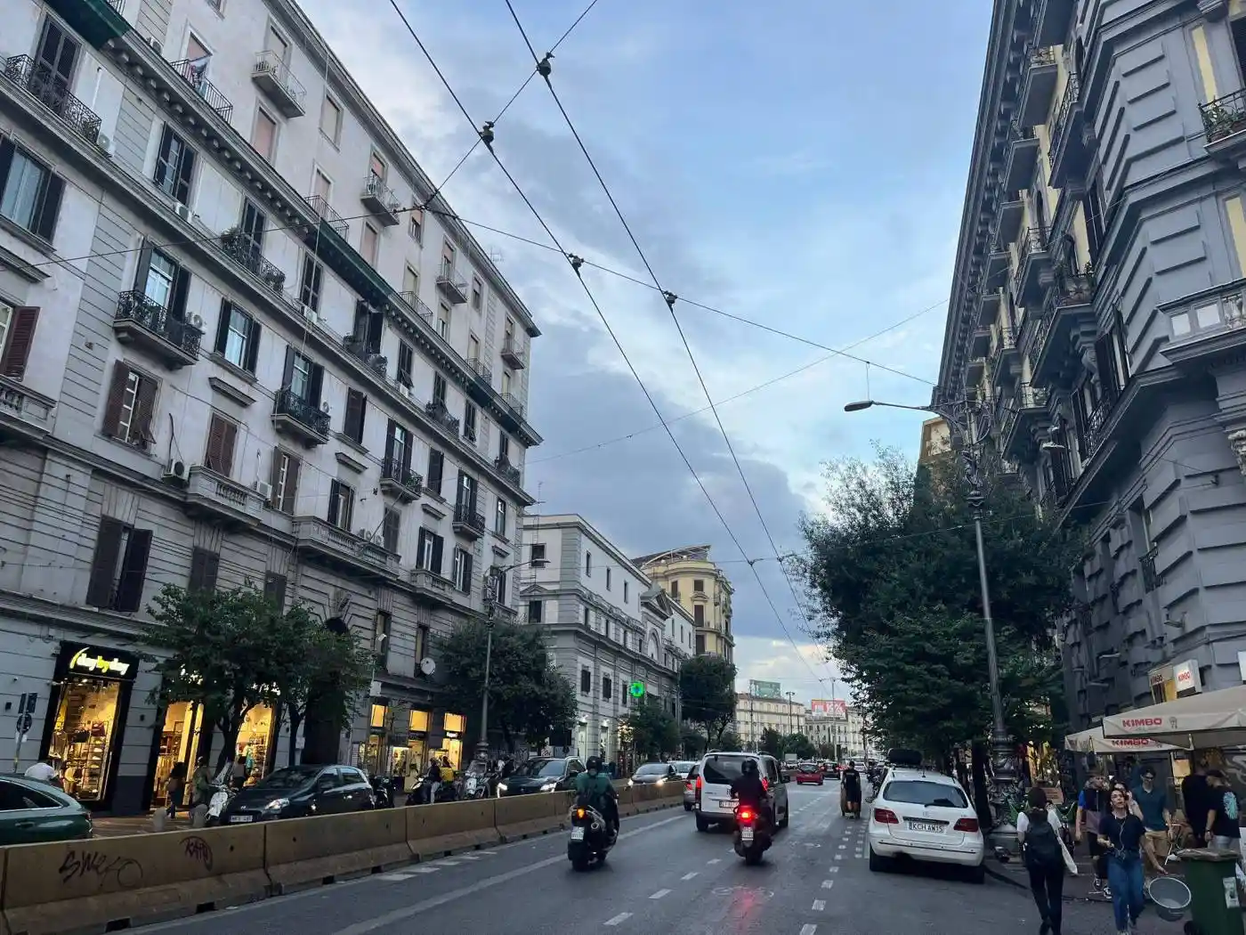 Appartamento in vendita a Napoli