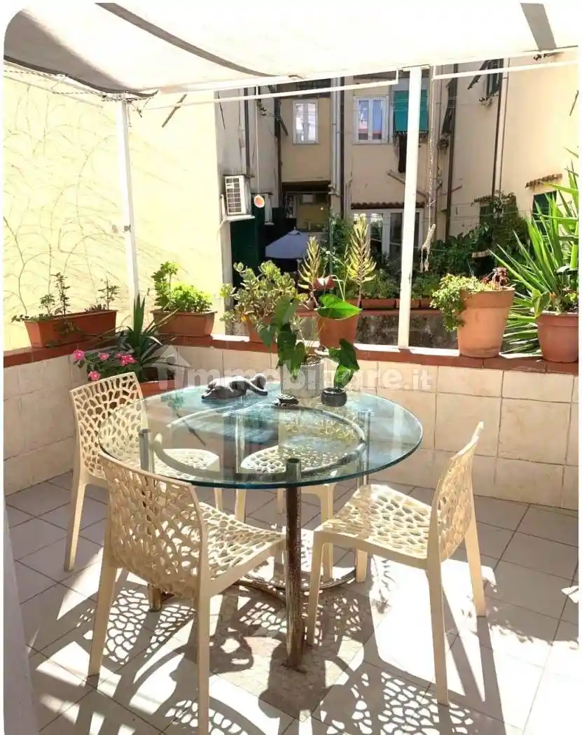 Appartamento in vendita a Livorno