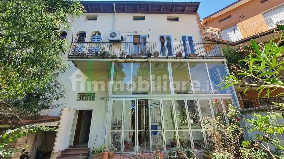 Casa indipendente in vendita a Rimini