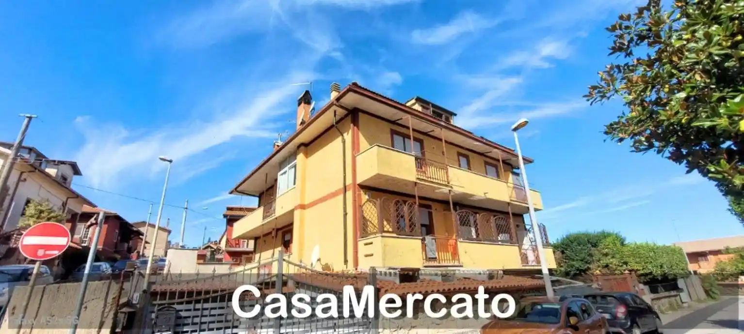 Appartamento in vendita a Rocca di Papa