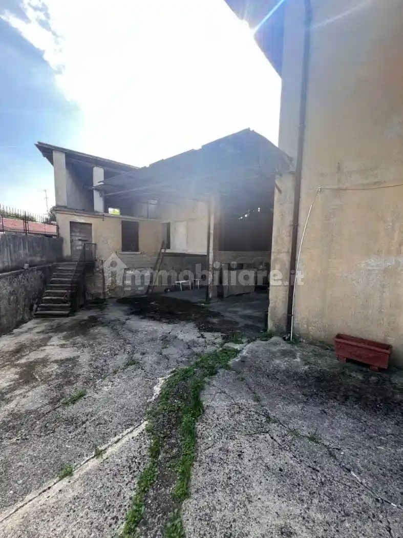 Rustico - Casale in vendita a Puegnago sul Garda