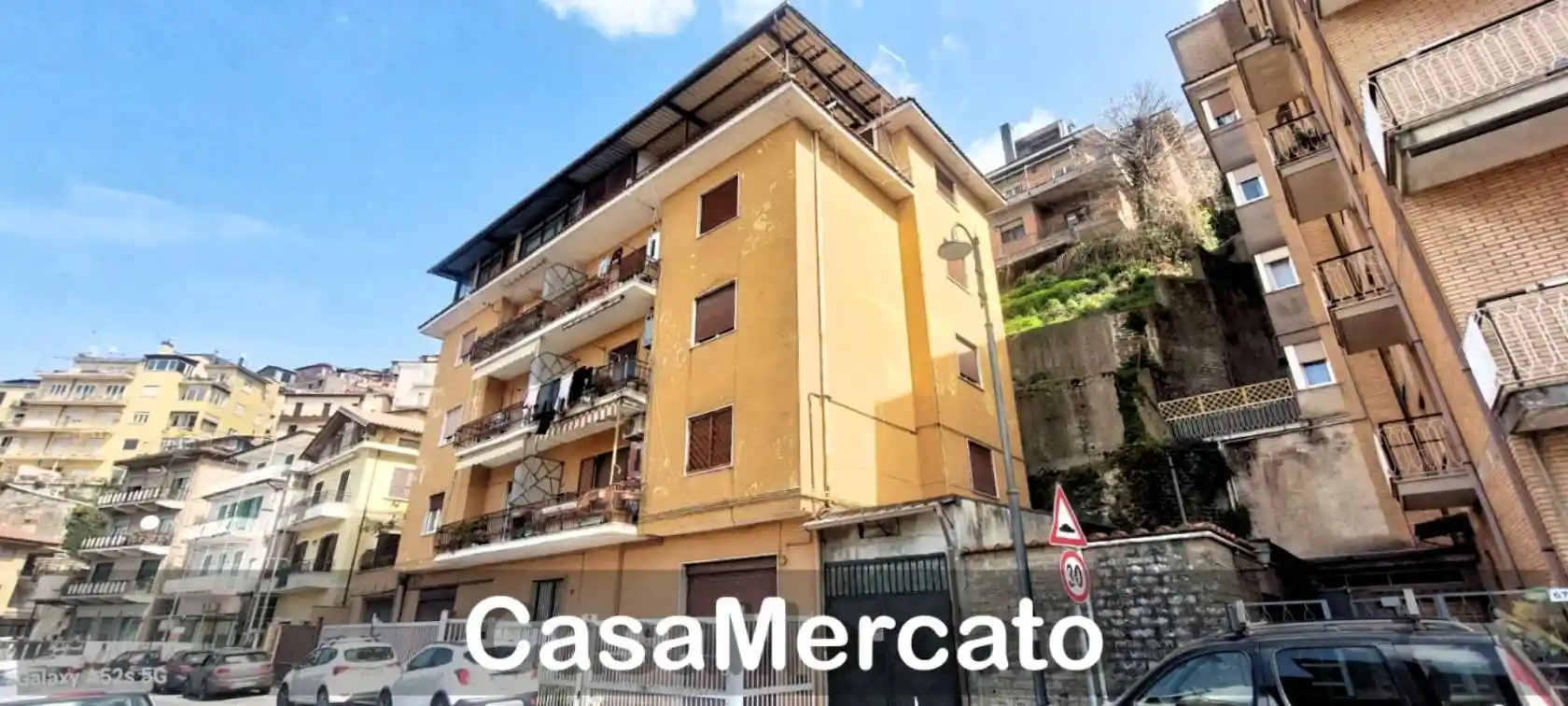 Appartamento in vendita a Rocca di Papa