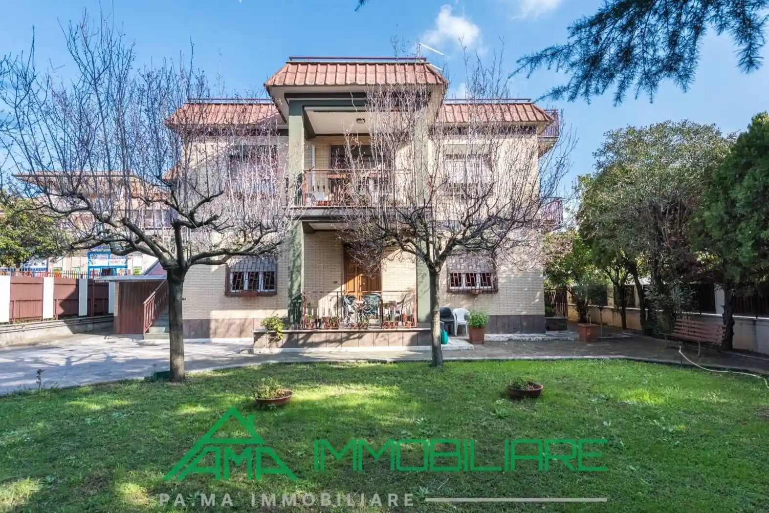 Casa indipendente in vendita a Roma