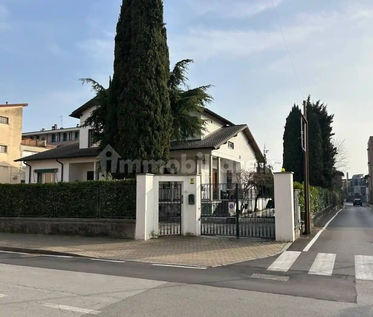 Villa in vendita a Erba