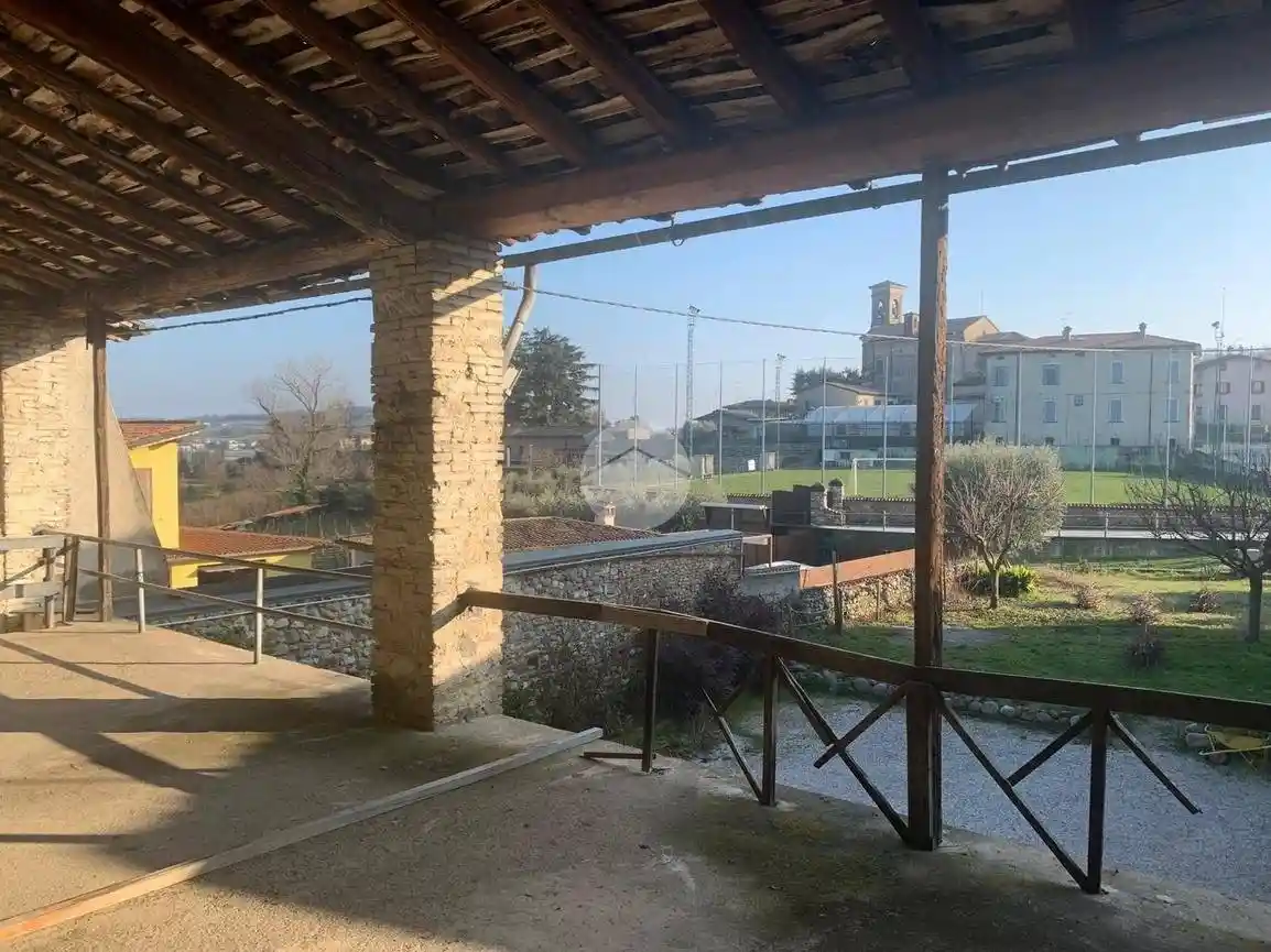 Rustico - Casale in vendita a Adro