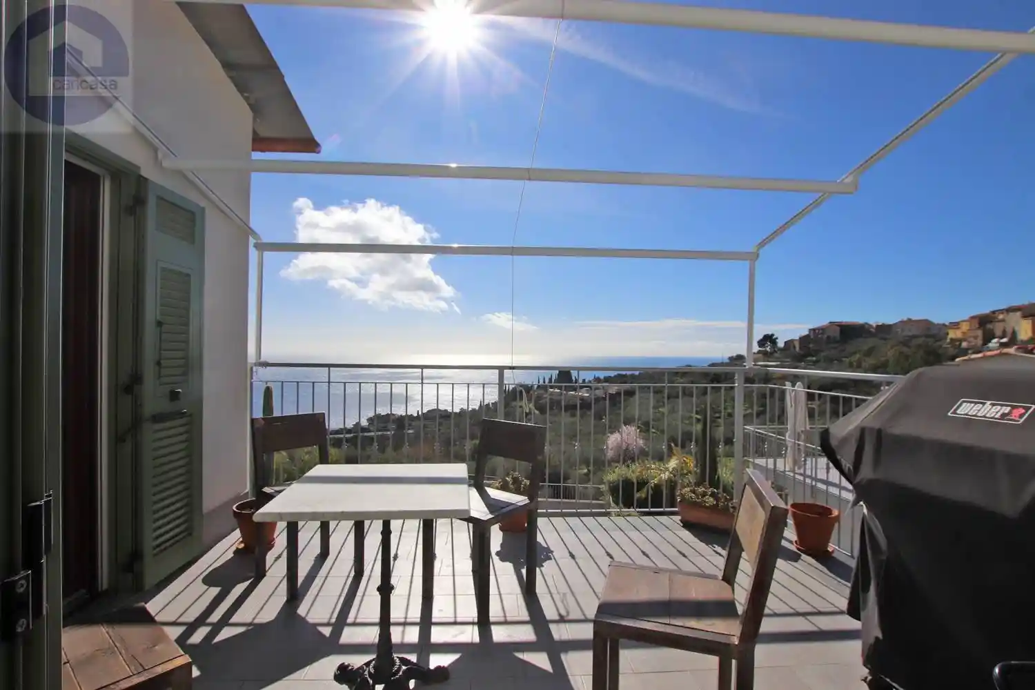 Appartamento in vendita a Cipressa