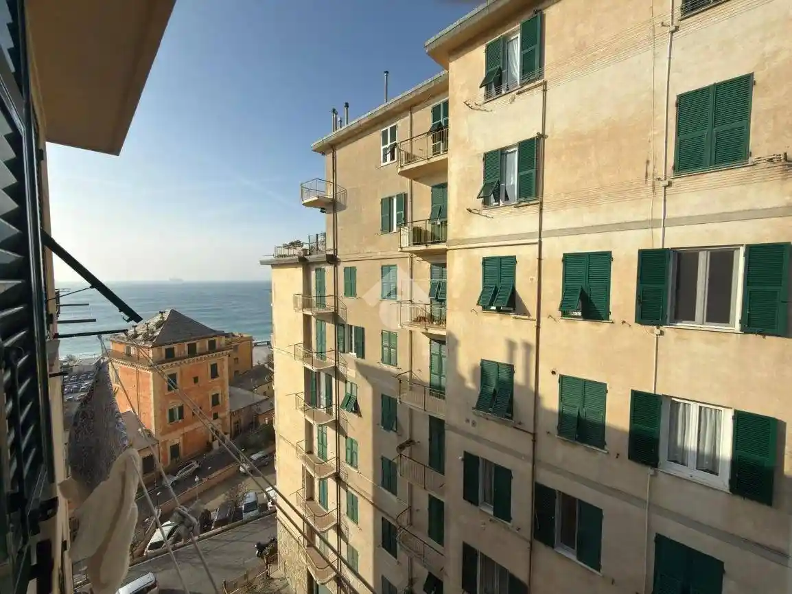 Appartamento in vendita a Genova
