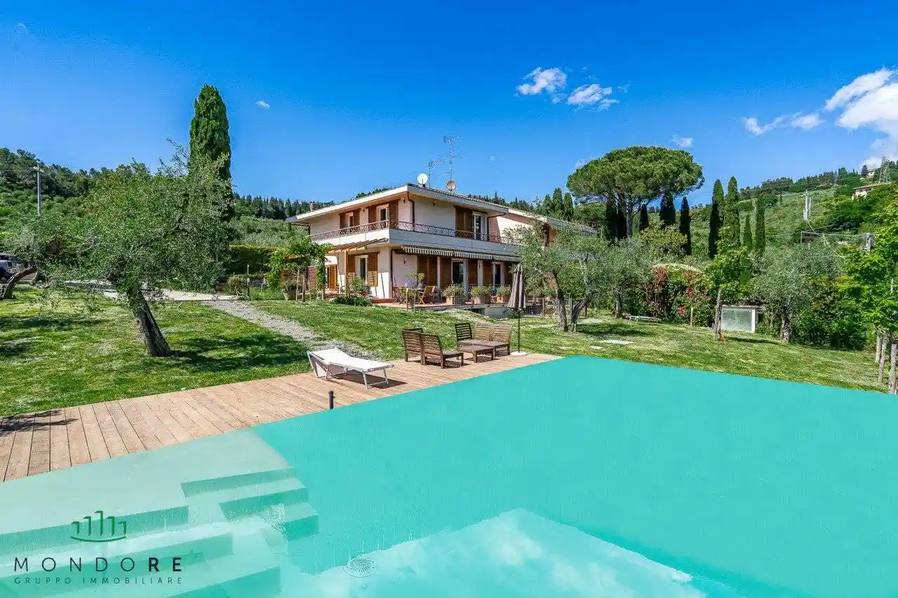 Villa in vendita a Firenze