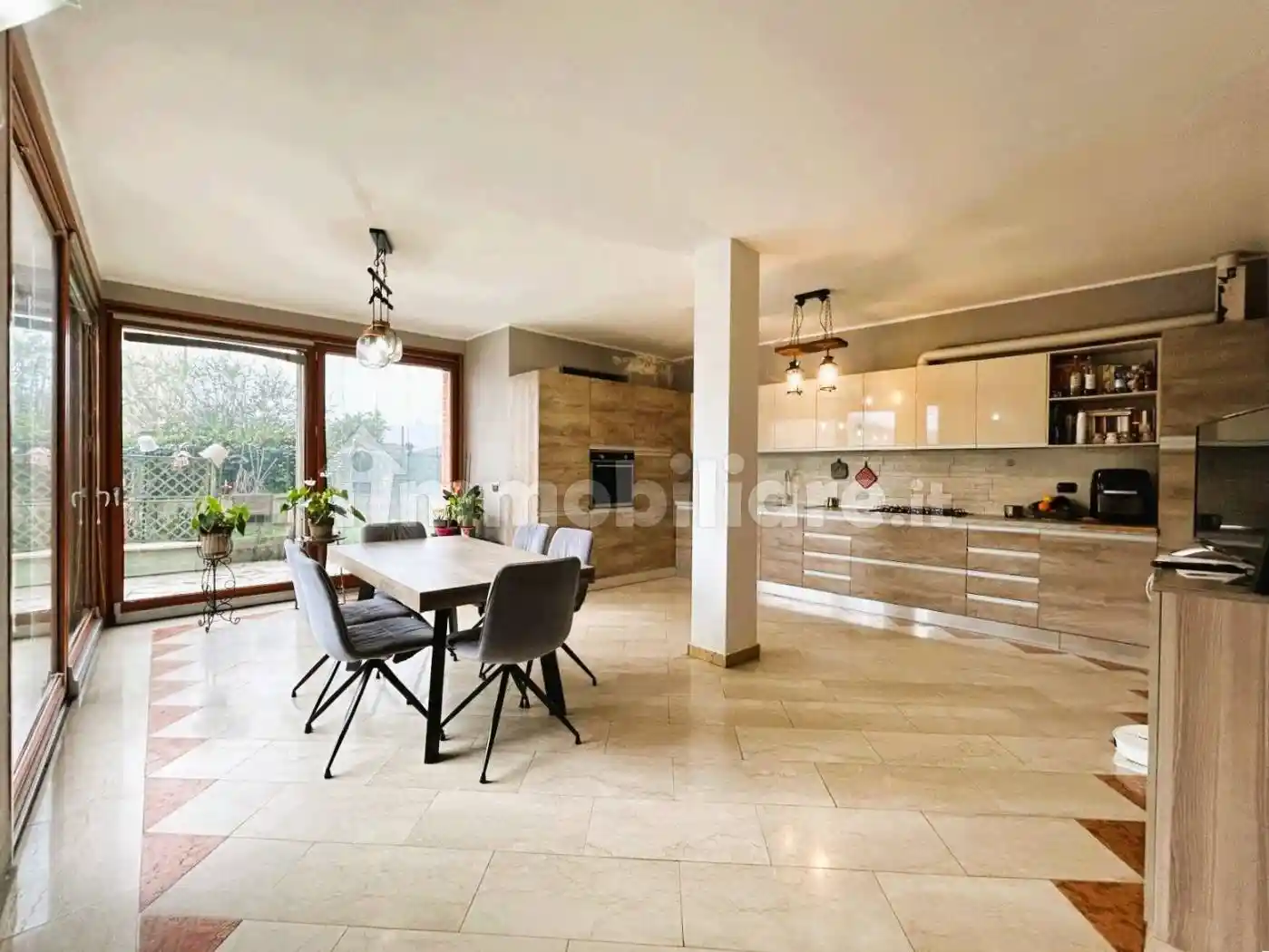 Villa in vendita a Vellezzo Bellini