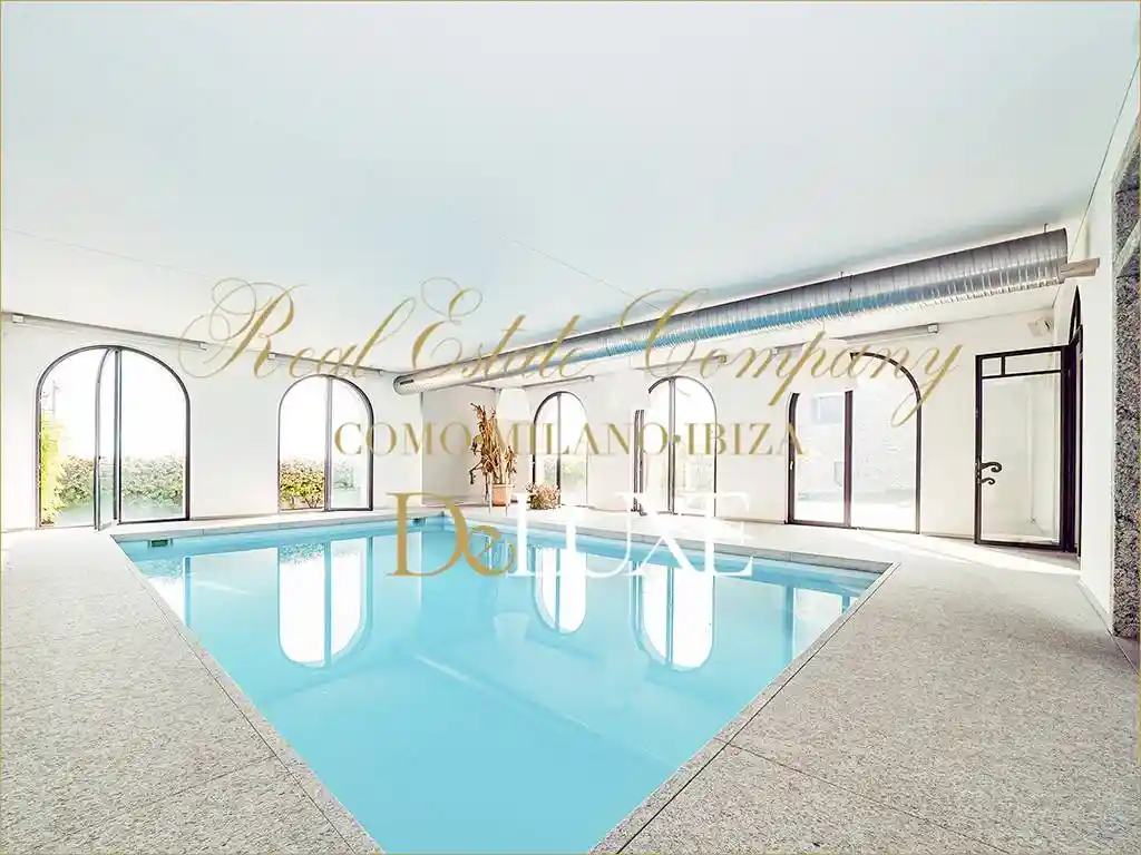 Villa in vendita a Como