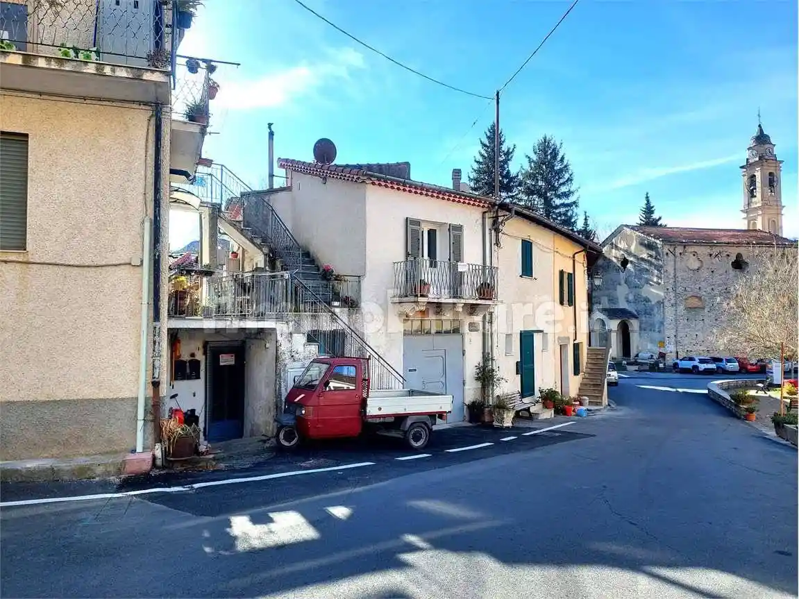 Appartamento in vendita a Alto