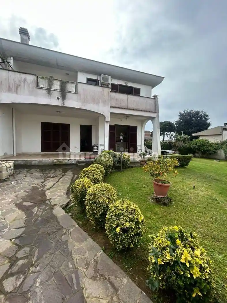 Villetta a schiera in vendita a Anzio