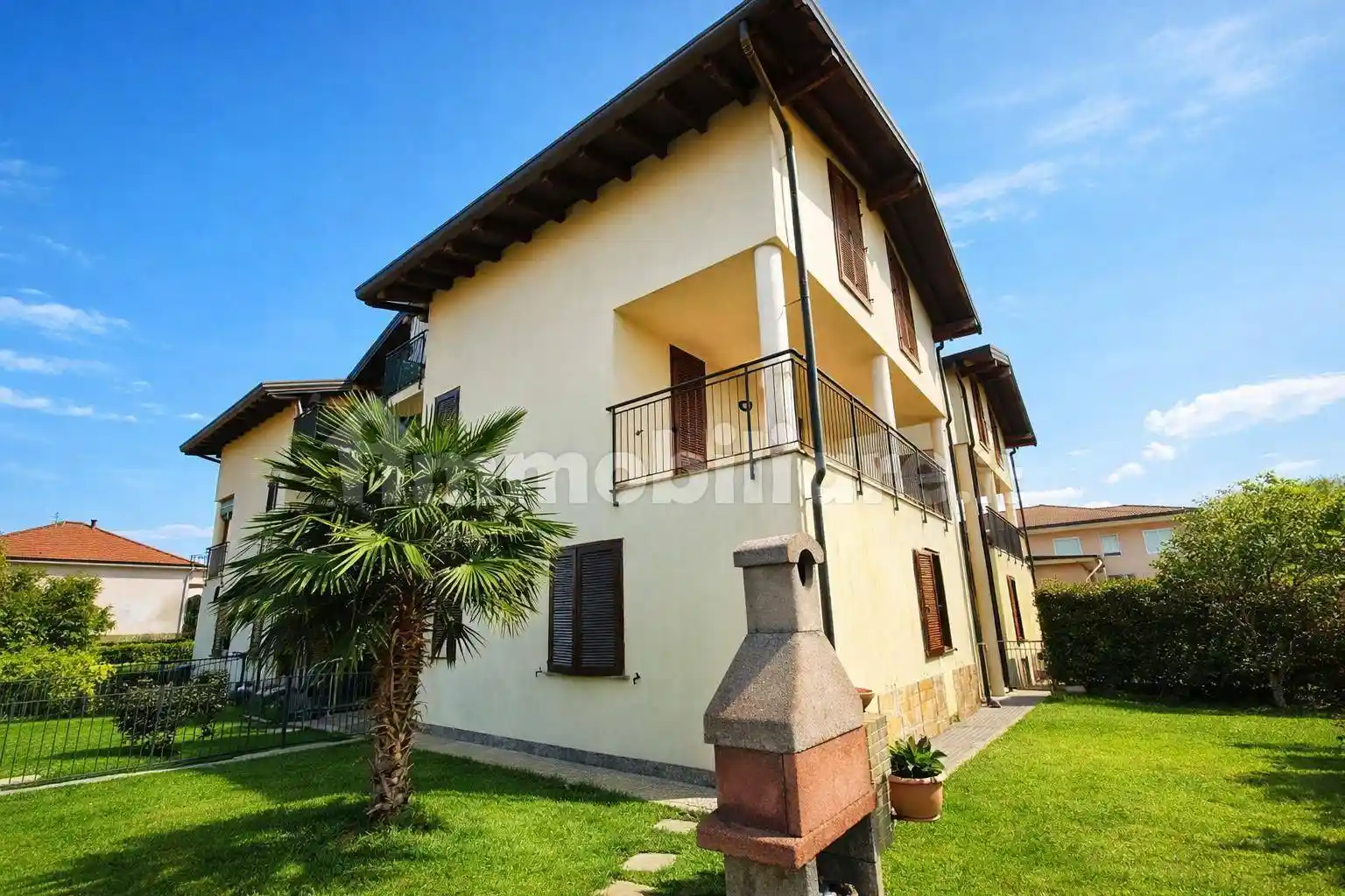 Appartamento in vendita a Lonate Ceppino