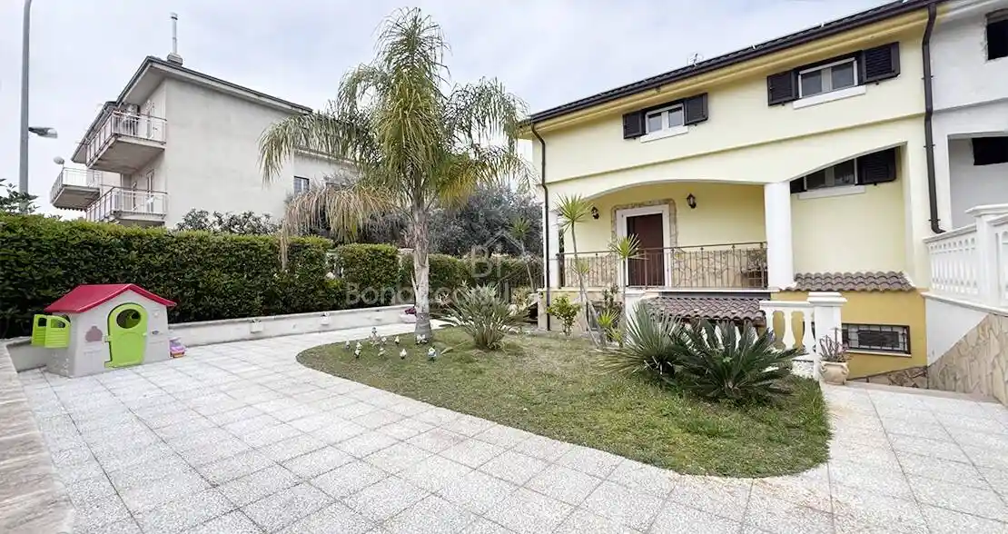 Villa in vendita a Corigliano-Rossano